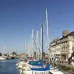 Ibis Styles Centre Historique Отель 3*