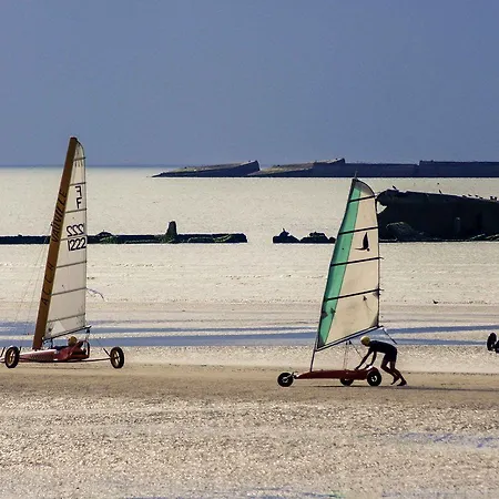 Ibis Styles Centre Historique מלון 3*