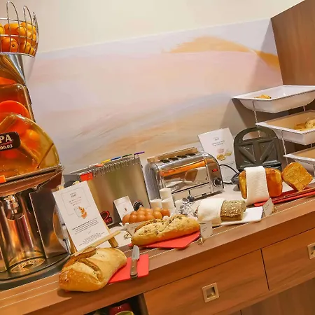 Hotel Ibis Styles Centre Historique 3*