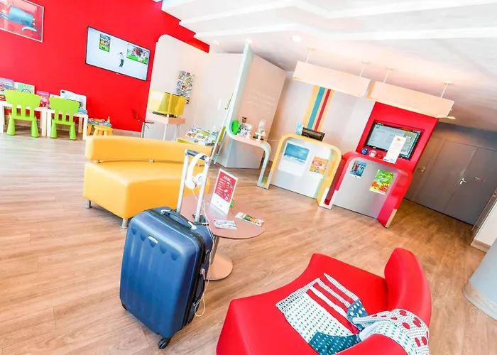 Hotel Ibis Styles Centre Historique 3*